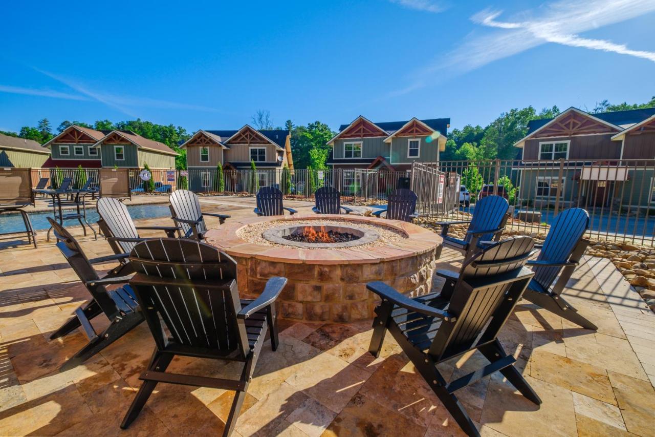 Marco Polo Chalet Villa Gatlinburg Exterior photo