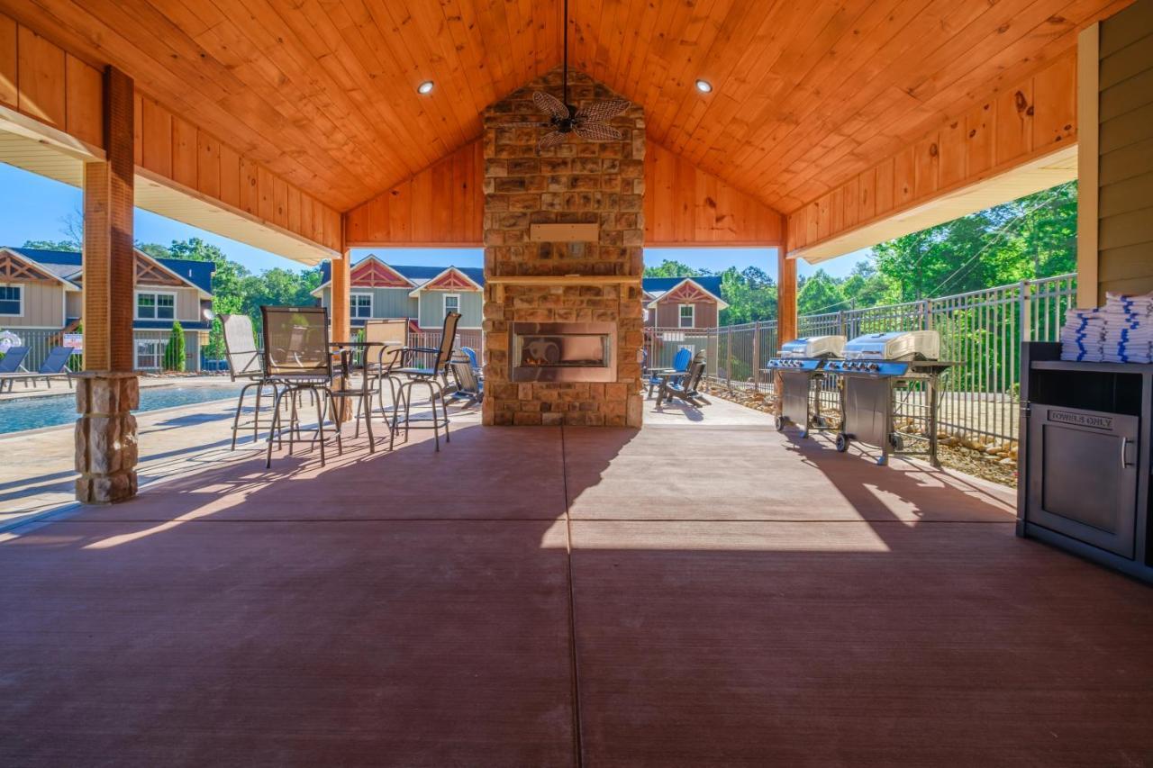 Marco Polo Chalet Villa Gatlinburg Exterior photo