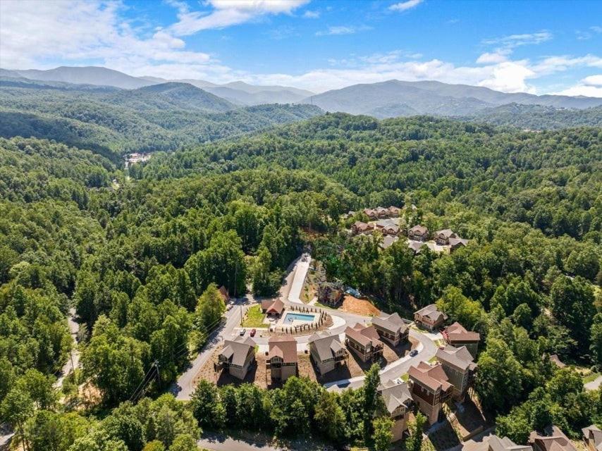 Marco Polo Chalet Villa Gatlinburg Exterior photo